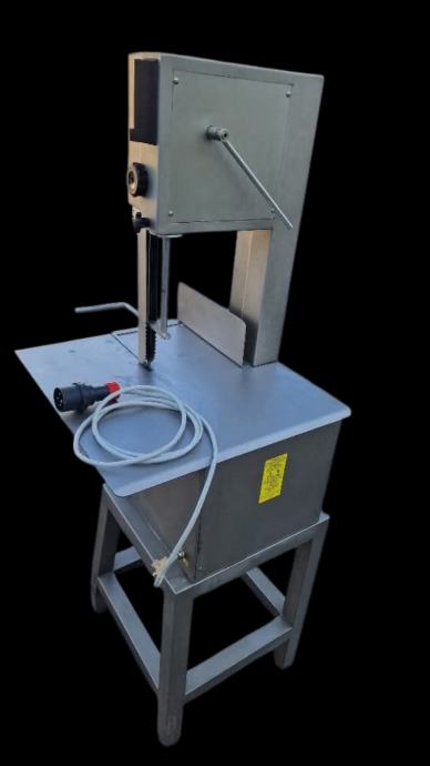 img-692790aa97a96b7690e9eaa3